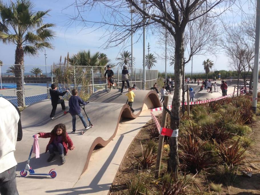 Barcelona Family Beach Bagian luar foto